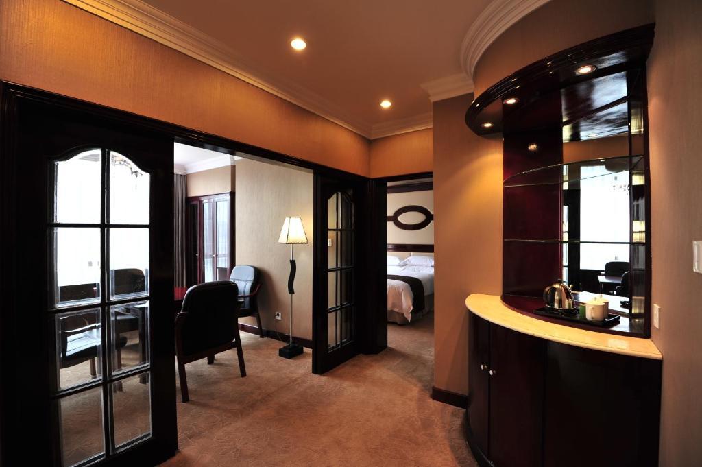 Jiande Yinyuan Hotel Tangcun מראה חיצוני תמונה